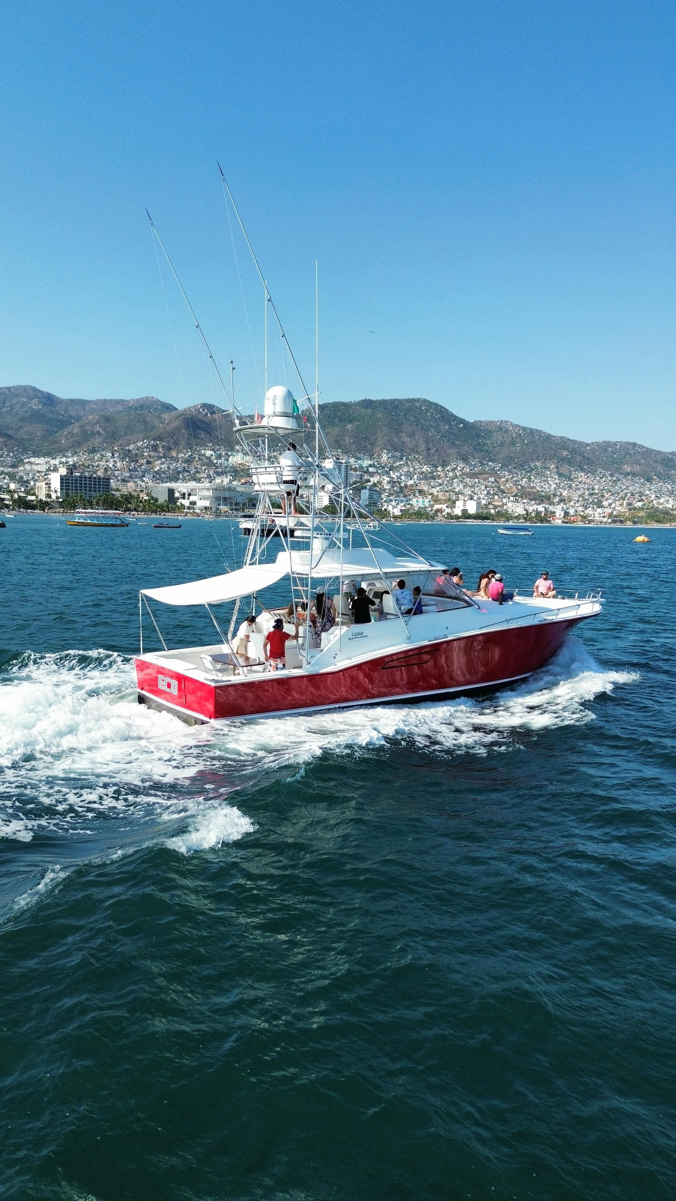 CABO 45 / 15 Personas / 6 Horas