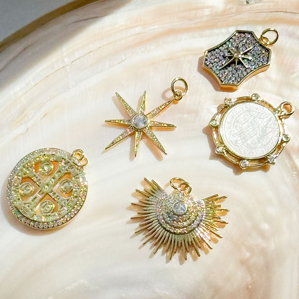 Thumbnail: Starlight Crest in Midnight Black