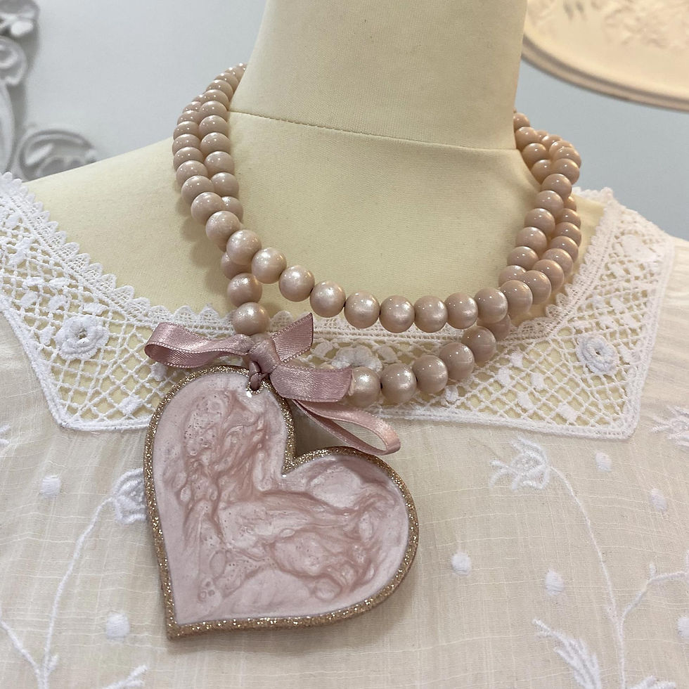 Miniature : Sautoir ROSE BÉBÉ NACRÉ et son Cœur
