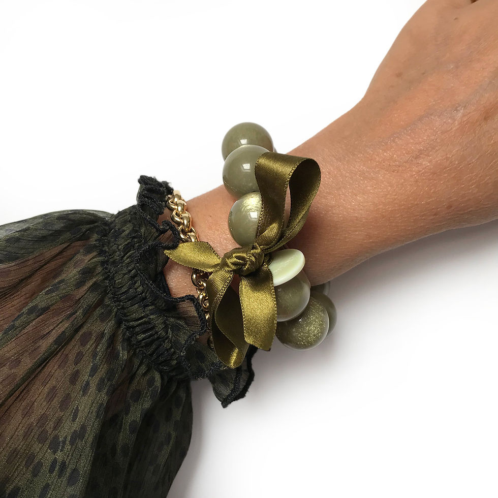 Thumbnail: Pearl bracelet L - KHAKI