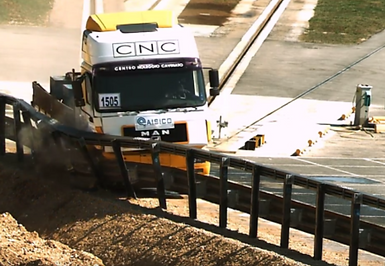 Crash-test BRL101 H3W5 en crête de talus