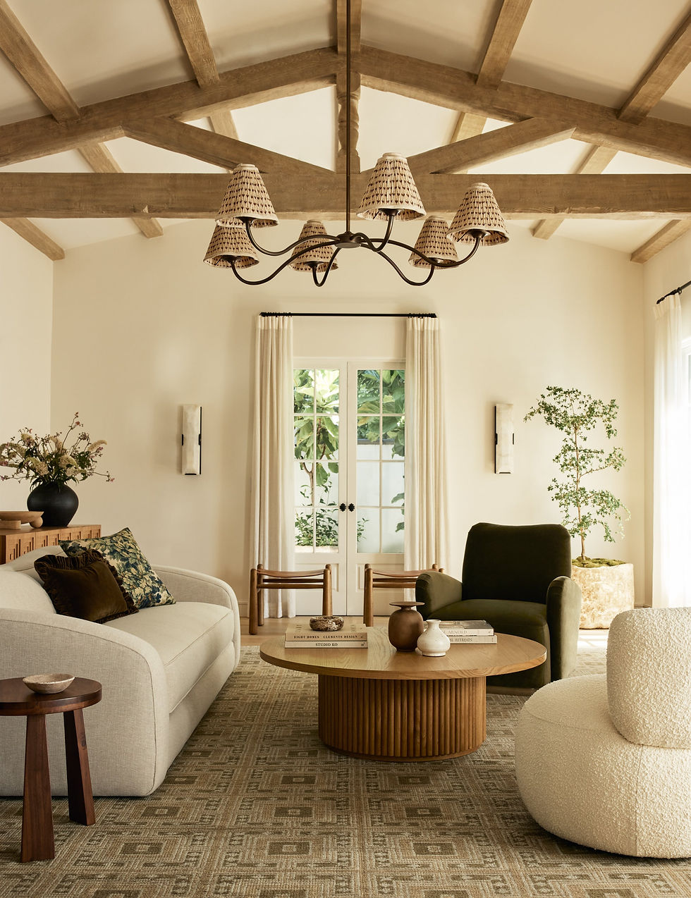 Miniatura: Rutherford Round Wood Coffee Table With Fluted Pedestal Base