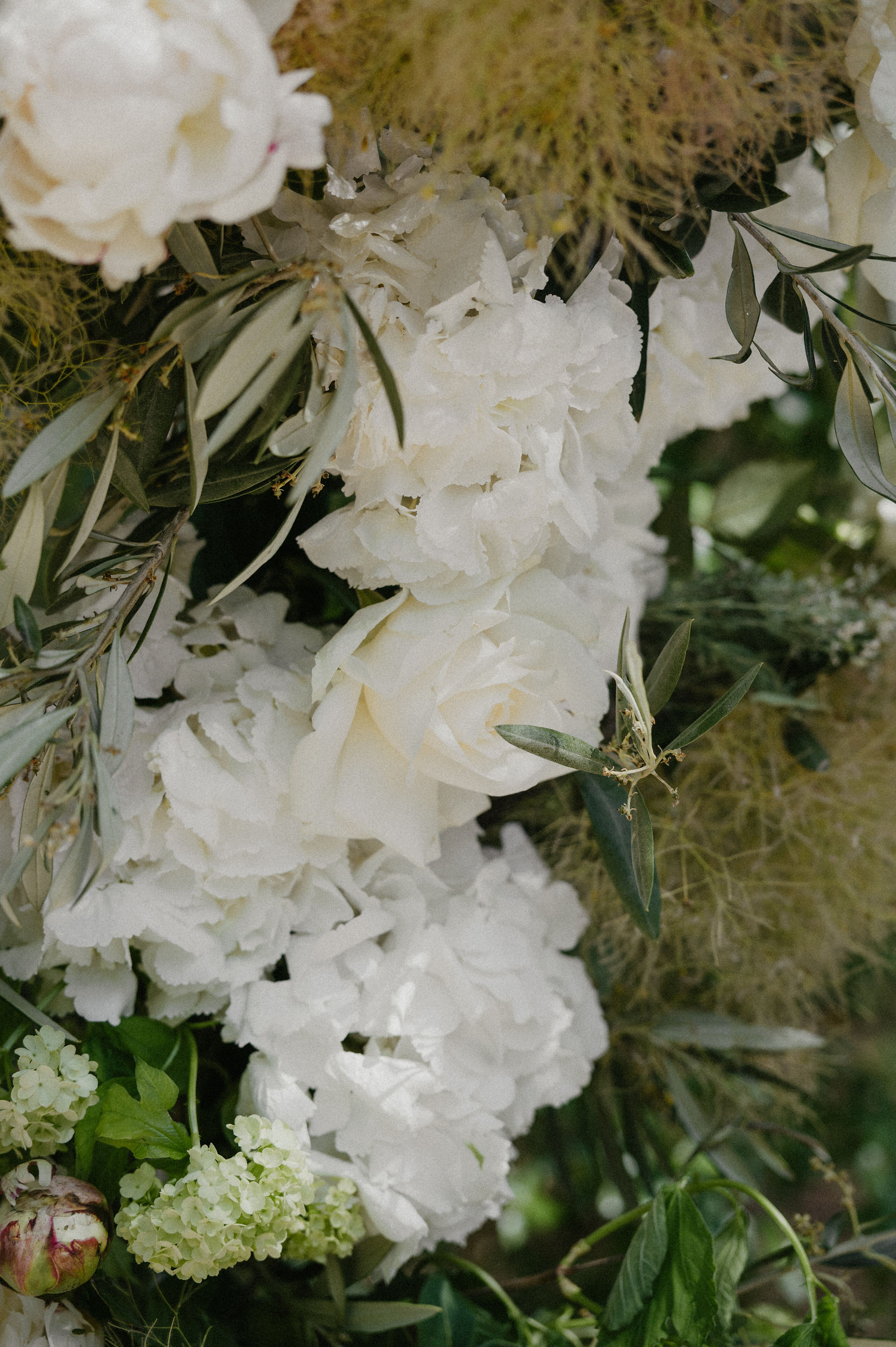Floral-design-south-of-france-Domaine-de-la-Grangette