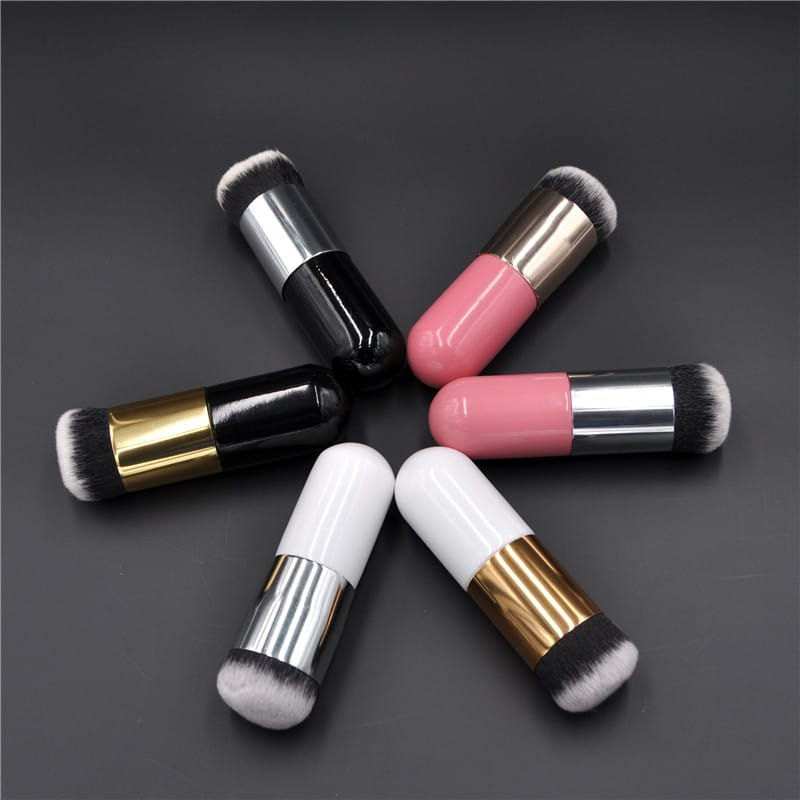 Thumbnail: Round Wooden Makeup Brush