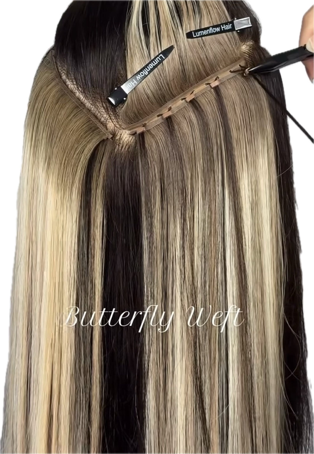 Butterfly weft attachment close-up