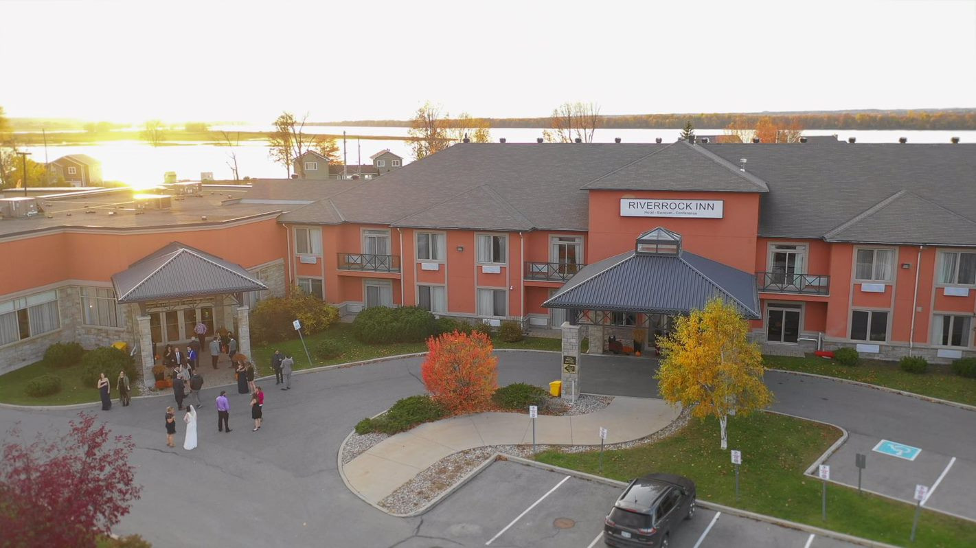 RiverRock Inn