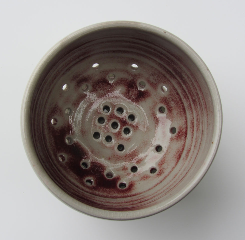 Thumbnail: Stoneware Berry Bowl
