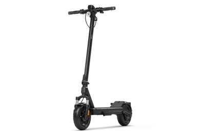 schwarzer e-Scooter