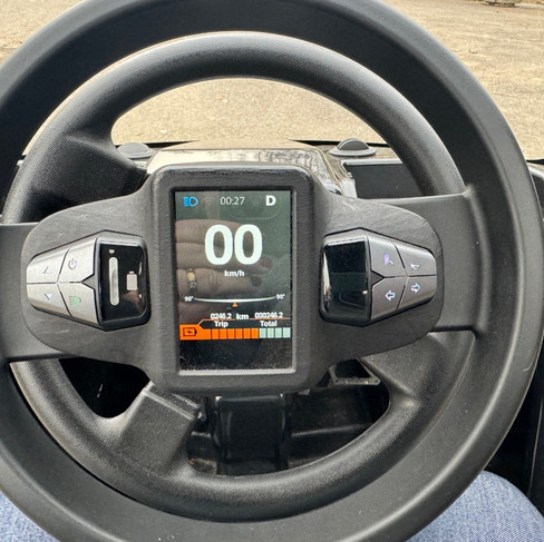 Lenkrad mit digitalem Display