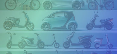 verschieden Fahrzeuge in einem Regal als mint eingefäbte Grafik