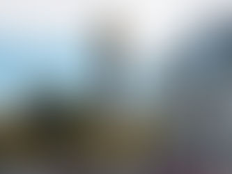 Alter Wasserturm an Straße