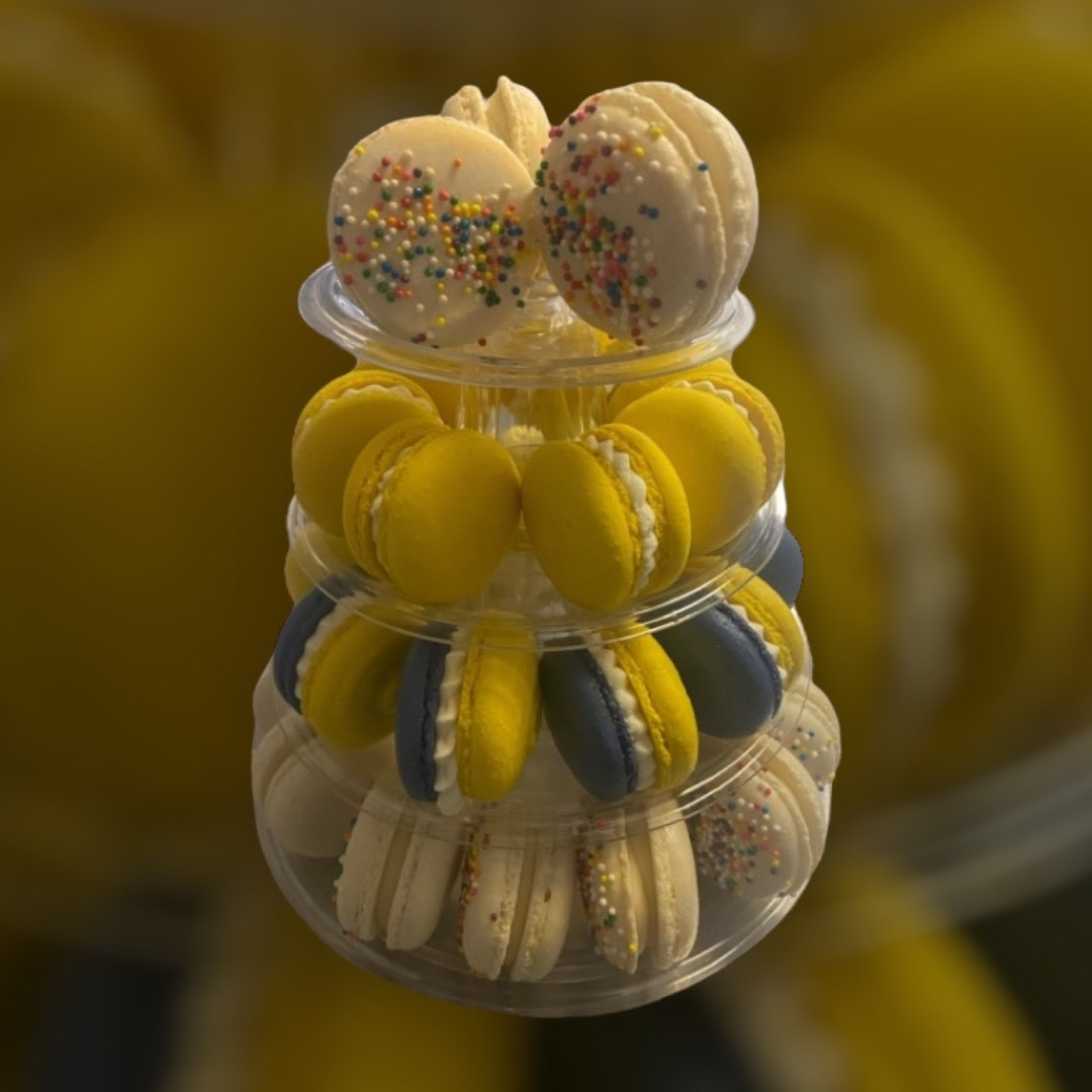 Macaron 4 Tier Tower (33 macarons)