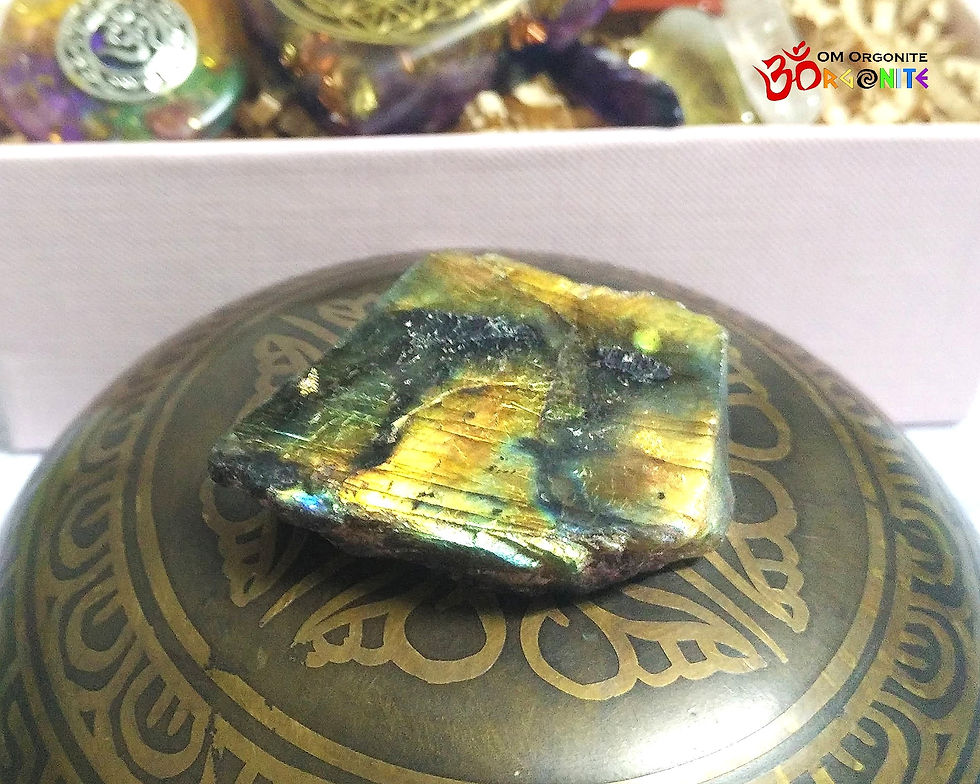 Thumbnail: Orgonite Gift Box