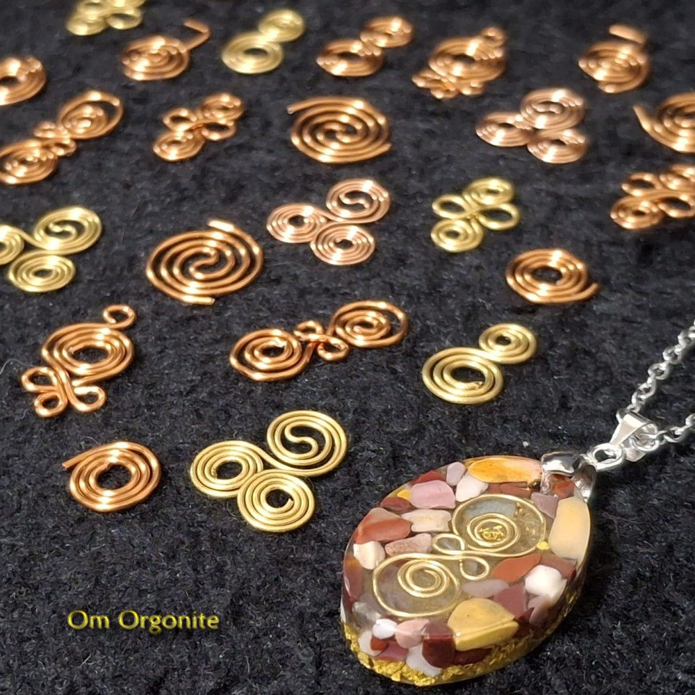 Set of 28 pieces Copper Spirals (Small)