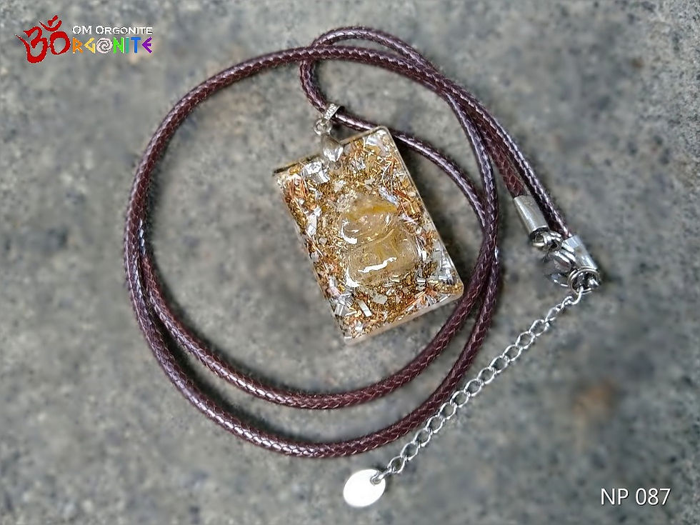 Thumbnail: Golden Rutilated Quartz Pendant / The Star of David Symbol