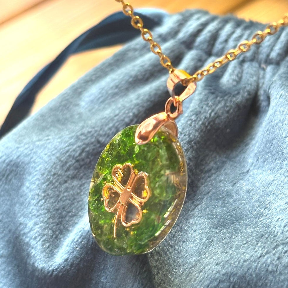 Thumbnail: Four-leaf Clover Orgonite Necklace