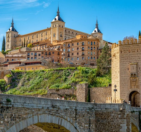 Three Religions, Three Talks, Three Tastings – A Tour to Toledo From Madrid