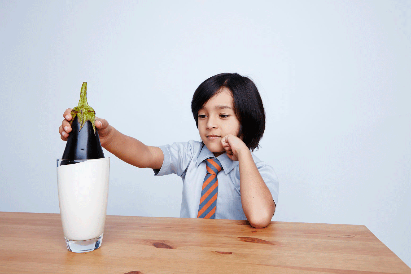 Boy-and-Brinjal_1-New.gif