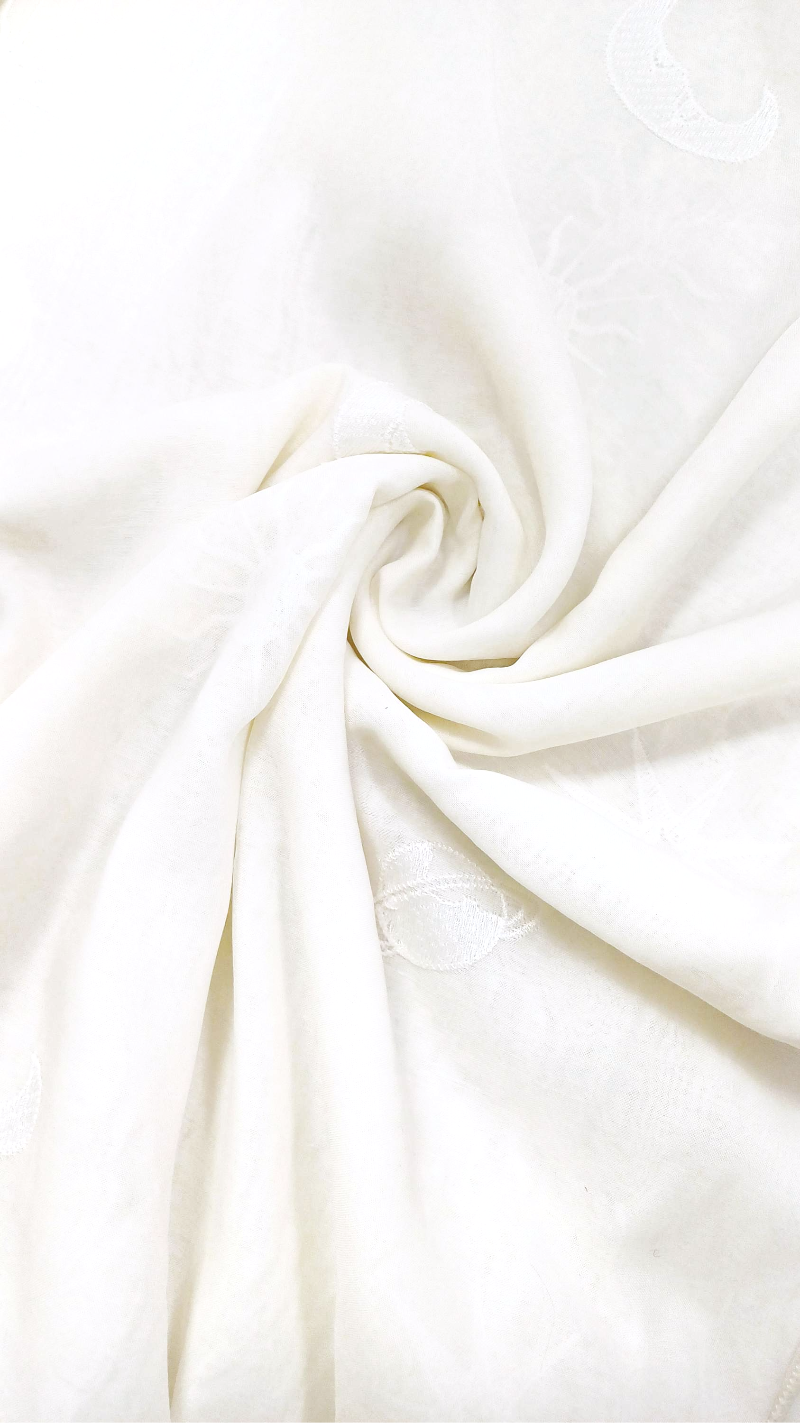 Miniature : Voilage coupon blanc brodé