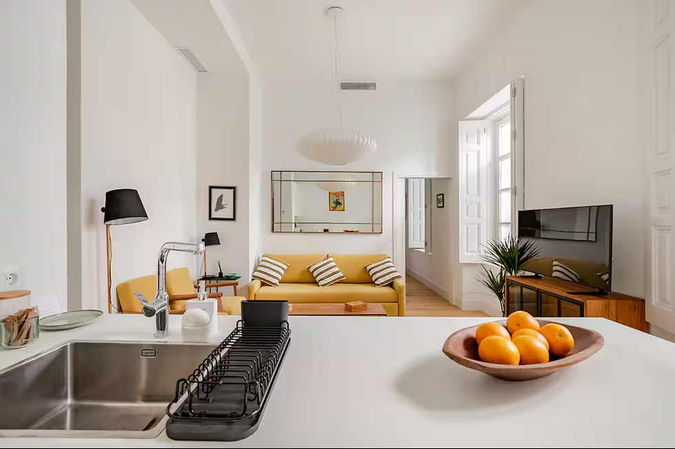 Lunero Living Space