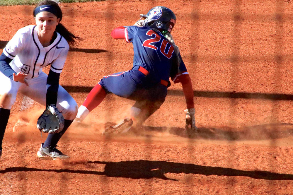 Belmont softball sweeps threegame series in homefield Bruin Classic