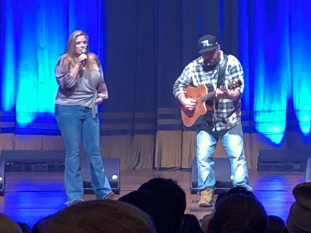 Garth Brooks, Trisha Yearwood share songs and stories at Q&A event