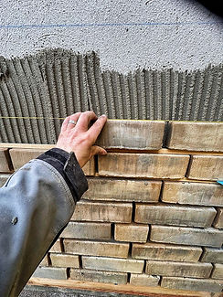 Mauerbau in Kappeln durch Handwerker der Baufirma Schipplock.