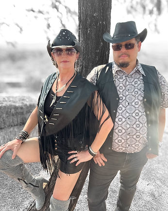 Lorinda Leigh Duo pic.jpg