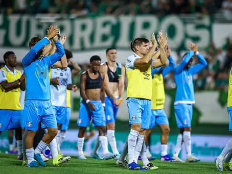 Grêmio recebe Vitória em Porto Alegre pela sétima rodada do Campeonato Brasileiro