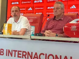 Abel Braga assume Inter sem salário, cita dívida com 2016 e pede desculpas após fala homofóbica na apresentação