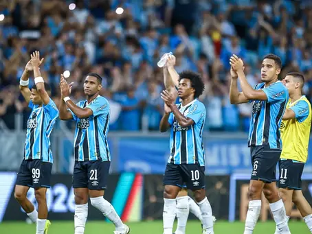 Grêmio goleia Internacional por 3 a 0 e encaminha título do Gauchão 2026