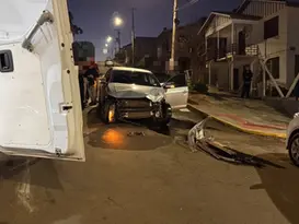 Dois acidentes de trânsito deixam duas pessoas feridas no centro de Getúlio Vargas