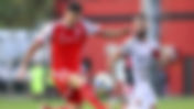 Internacional sofre derrota para Vitória por 2 a 1 no Barradão com gol de pênalti no último lance