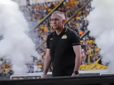 Inter anuncia Eduardo Baptista como novo técnico até dezembro