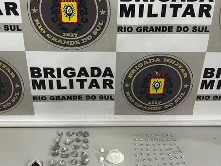 Brigada Militar de Estação recupera motocicleta furtada e apreende adolescente suspeito em Tapejara, e mulher é presa com drogas em Estação
