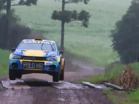 Disputa com pista molhada marca Rally Ipiranga do Sul e consagra dupla de Erechim