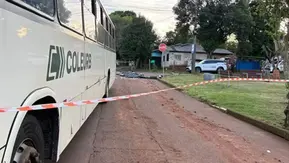 Menino de 7 anos morre atropelado por ônibus enquanto andava de bicicleta em Passo Fundo