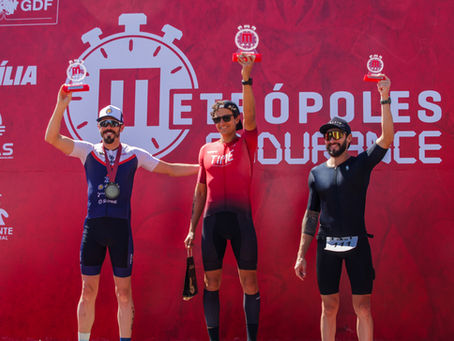 Atleta Tiago Perez conquista pódio no Metrópoles Endurance em Brasília