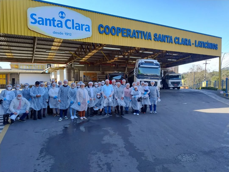 Núcleo de Gastronomia da Accias de Getúlio Vargas realiza visita técnica a Carlos Barbosa