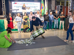 Prefeitura de Erebango inicia Semana do Natal e Encanto com grande festa, mesmo sob chuva