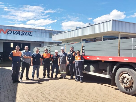 Força Voluntária Alto Uruguai recebe doação de estrutura metálica para centro de formação em Erechim