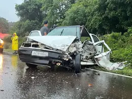 Colisão entre carro e caminhão na ERS-135 deixa um ferido em Getúlio Vargas