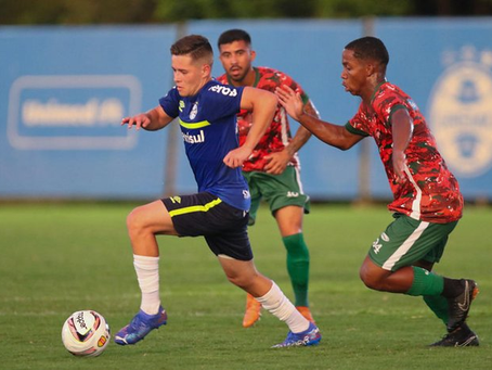 Sob os olhares de Mancini, time de transição do Grêmio é derrotado em jogo-treino