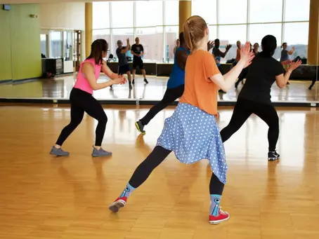 Floriano Peixoto realiza aula de Zumba para o público feminino em 23 de março