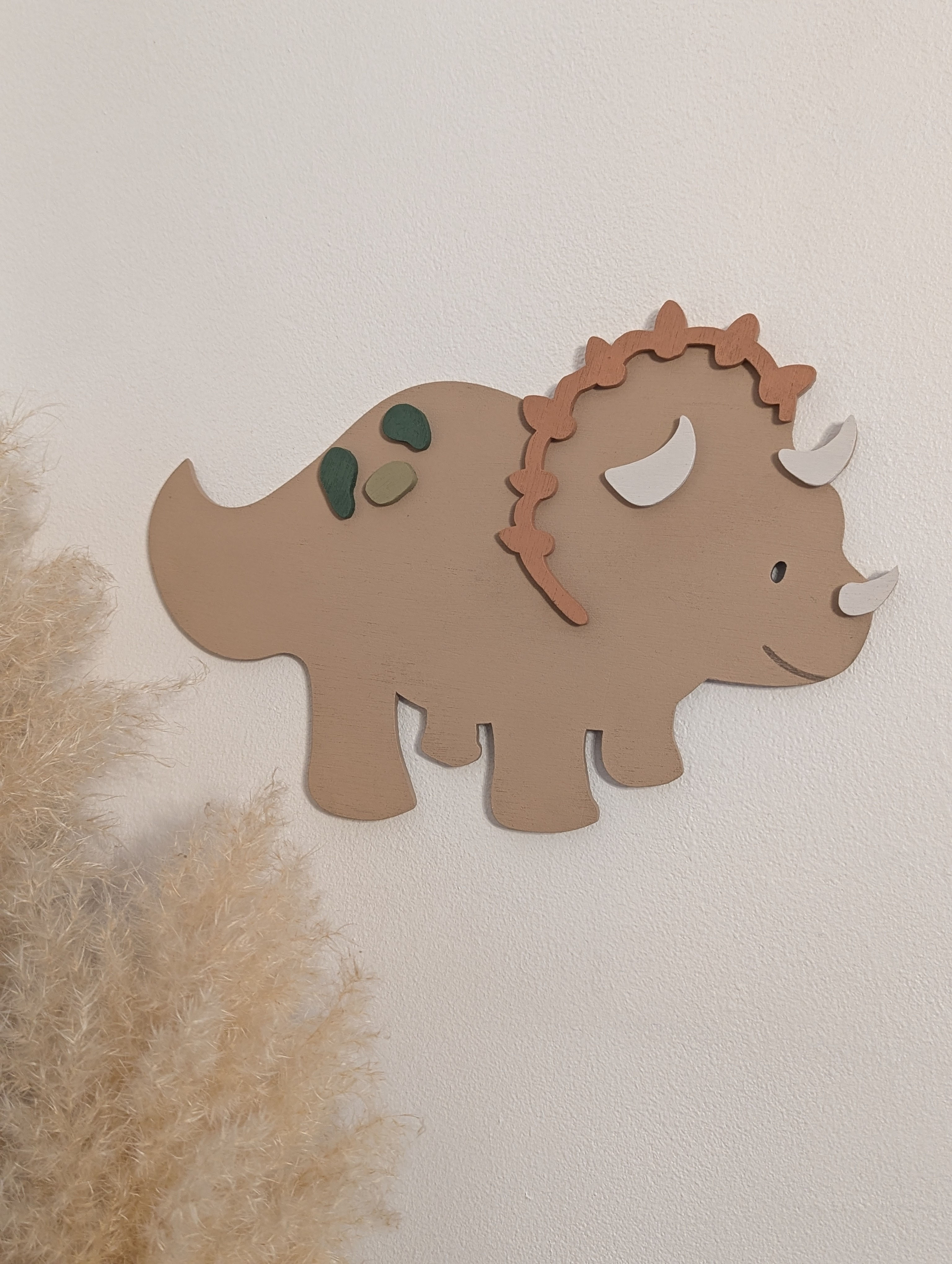 Décoration murale tricératops en bois - Dinosaure
