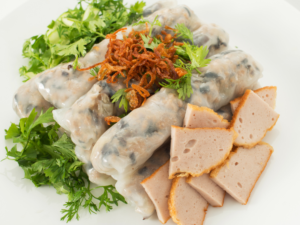 Banh cuon steamed rice rolls Vietnamese street food Hanoi
