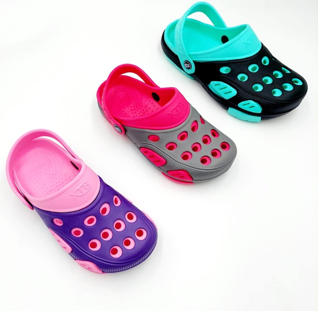 Crocs 23 al 26 dama ($68.00) por par 