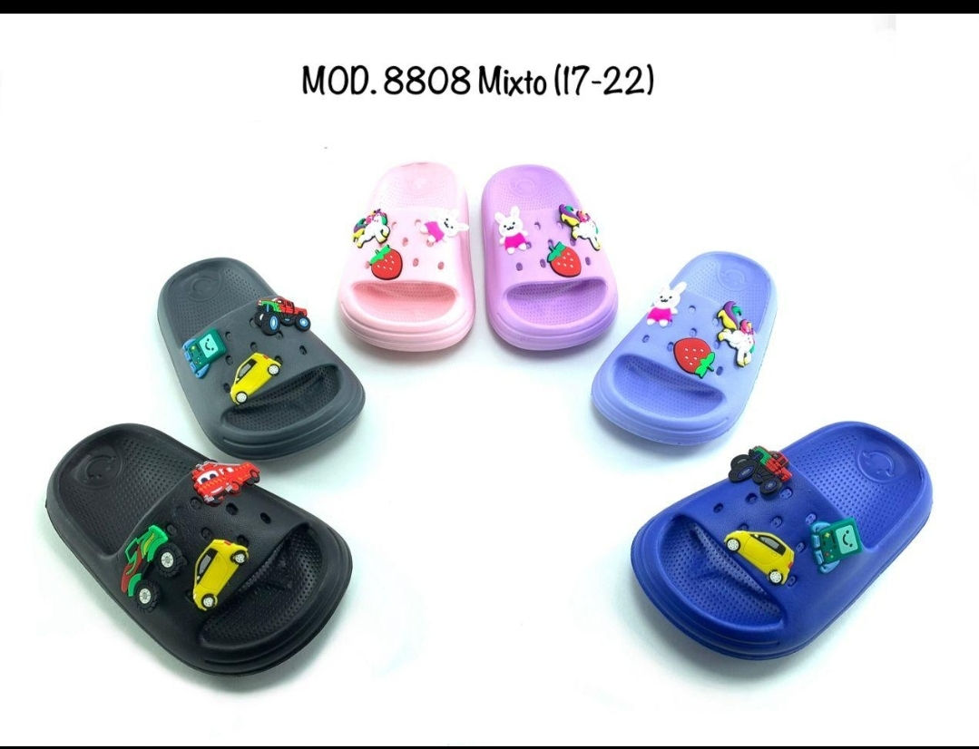 8808 niños mixtos 17 al 21 ($68.00) por par 