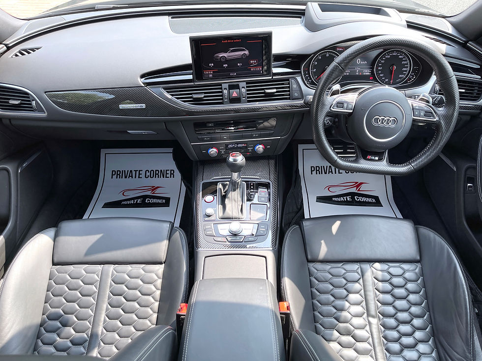 縮圖：(SOLD) 2015 AUDI RS6 AVANT