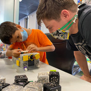 Robotics with Cubelets